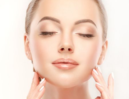 南昌佳美割雙眼皮口碑如何？醫(yī)生實力和收費解析