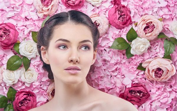 林二石整形醫(yī)生技術(shù)專長(zhǎng)、口碑優(yōu)良，韓國(guó)有坐診皮膚科醫(yī)院