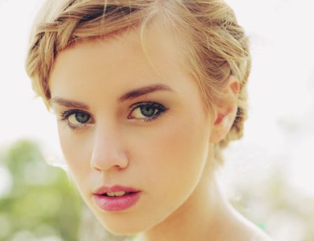 上海第九人民醫(yī)院眼袋去哪個(gè)醫(yī)生好？費(fèi)用如何？丁偉醫(yī)生評(píng)價(jià)分享