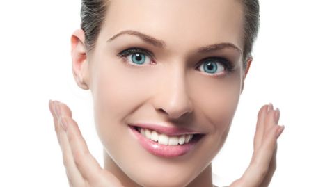 五位口碑炙手可熱的整形醫(yī)師秘笈，華麗祛除眼袋助你重獲傲人容顏！