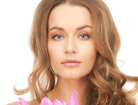 重慶哪家醫(yī)院玻尿酸注射好？網(wǎng)友評價高，價格親民！