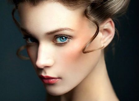 廊坊艾美整形：激光皮膚科價(jià)格指南，專家團(tuán)隊(duì)展示