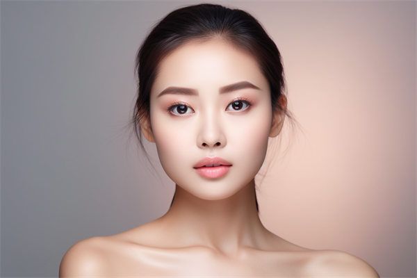 果酸煥膚全攻略：價(jià)格、適合人群、注意事項(xiàng)詳解