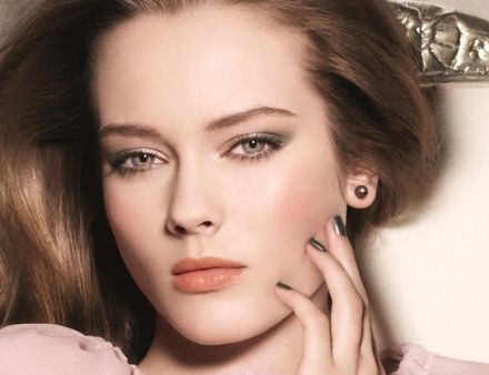 昆明延安醫(yī)院整形外科隆胸手術(shù)費用及醫(yī)生資質(zhì)解析