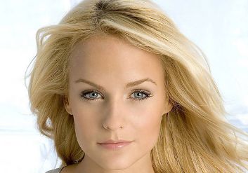 廣州健麗去眼袋：揭秘不開(kāi)刀去眼袋的真實(shí)性和價(jià)格