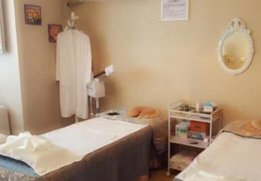 濰坊易美醫(yī)學(xué)美容門診部