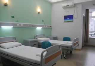 黃石愛(ài)康醫(yī)院美容皮膚科