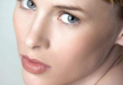 青島玻尿酸隆鼻術(shù)醫(yī)生