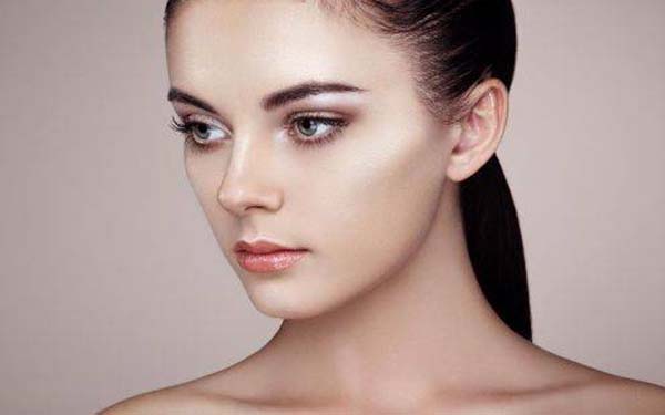 濟(jì)南點(diǎn)陣激光去細(xì)紋醫(yī)生