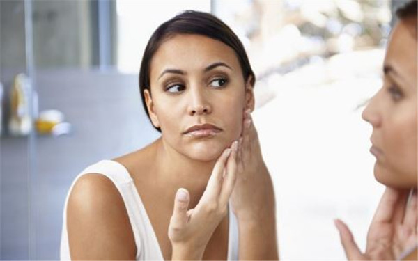 中山面部小切口懸吊除皺術(shù)醫(yī)生