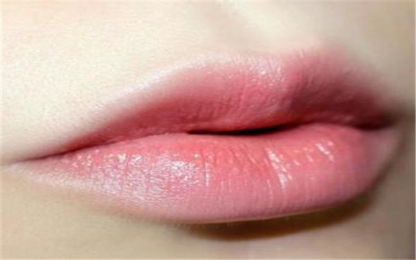 ?？谀z原蛋白祛眼紋醫(yī)生