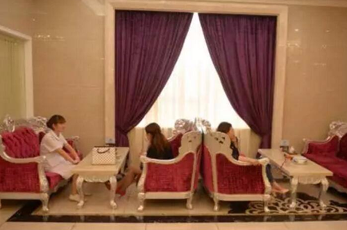 懷化曹家醫(yī)療美容門(mén)診部