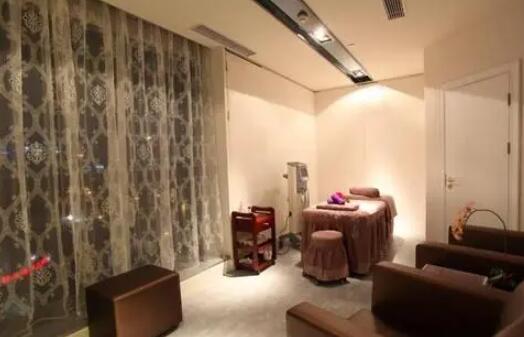 南京雅樸麗德醫(yī)療美容門診部