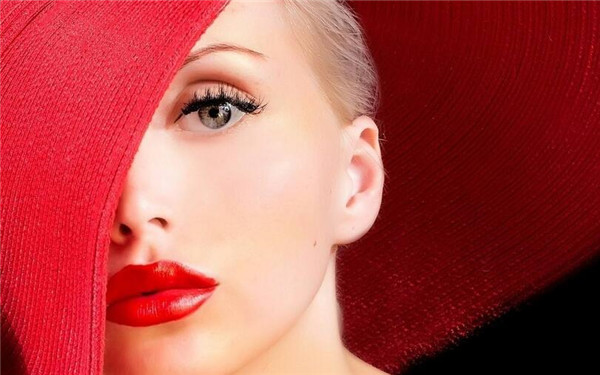 昆明自體脂肪隆鼻根醫(yī)生