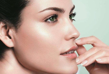 青島改善上瞼皺紋醫(yī)生