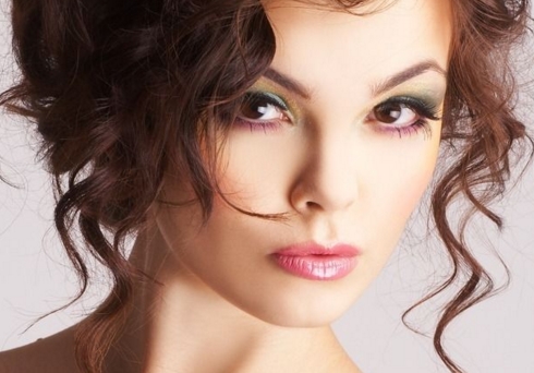 鄭州全切法雙眼皮醫(yī)生