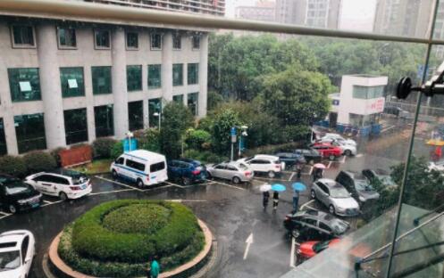 寧波大學(xué)附屬人民醫(yī)院