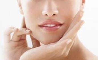 益陽玻尿酸注射去除痘疤醫(yī)生