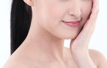 深圳動態(tài)乳房假體整形手術(shù)醫(yī)生