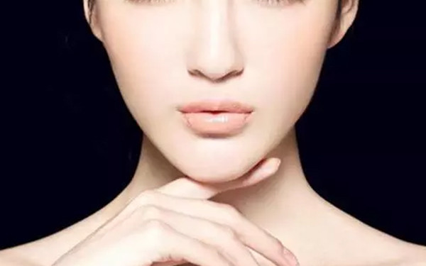 呼和浩特專業(yè)祛斑醫(yī)院推薦：皮膚科醫(yī)生揭示有效的祛斑方法TOP5！