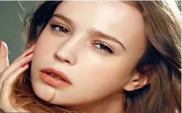 廣州五位頂尖雙眼皮手術(shù)醫(yī)生，馮傳波、李光琴等實(shí)力強(qiáng)大，匠心獨(dú)運(yùn)