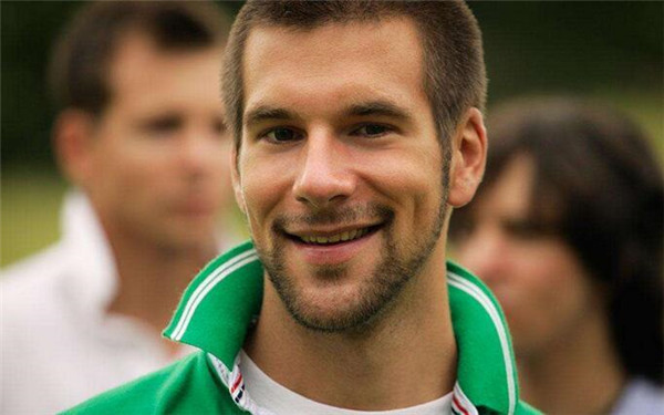 昆明哪家雙眼皮手術醫(yī)院口碑最佳？推薦麗都醫(yī)院和美立方眼部技術！