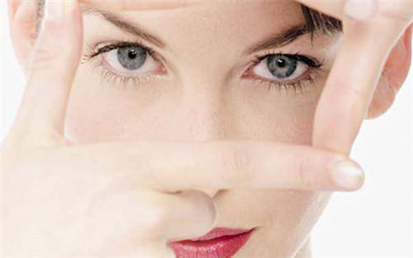 排名靠前的大連口腔科醫(yī)院推薦！超值種植牙套餐來襲！