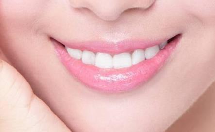 深圳植牙醫(yī)院排行榜：詳盡推薦，讓您整牙放心無憂！