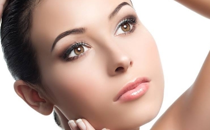 福州隆鼻醫(yī)院綜合對(duì)比：海峽vs名韓，擊穿你的心理防線