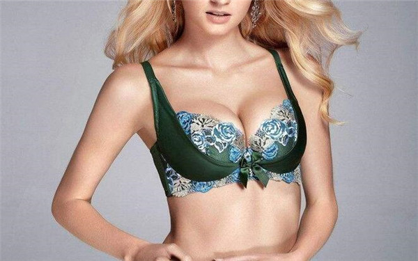 赤峰最佳雙眼皮整形醫(yī)院匯總揭曉！夏季中醫(yī)門診推薦入選_最新價目表曝光，幫你參考