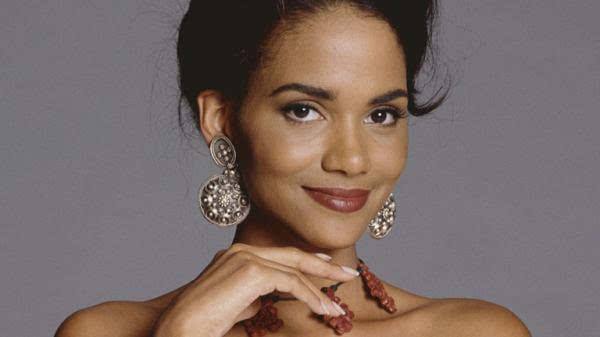 湘潭隆鼻硅膠醫(yī)生