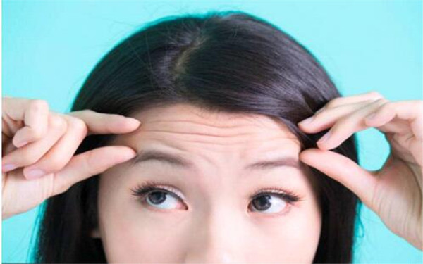 長春哪家正規(guī)整形美容醫(yī)院2023年填充抬頭紋凹陷效果好？