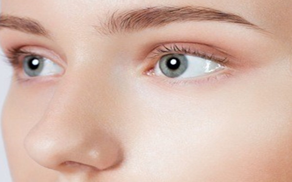 上海哪家整形醫(yī)院在2023年口碑，有效去除眼底紋的選擇