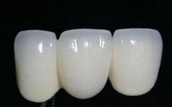 2023年昆明醫(yī)療機(jī)構(gòu)，魚尾紋注射玻尿酸效果出眾