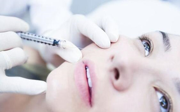 佛山哪家眼窩填充膠原蛋白整形醫(yī)院效果好？2023年佛山醫(yī)療整形機構(gòu)排名榜單曝光！