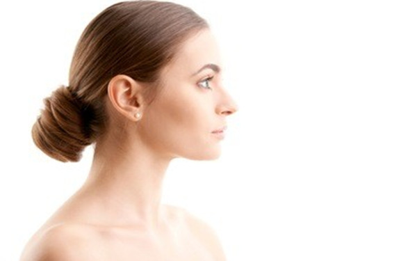 2023年哪家整形醫(yī)院能夠有效去除頸部皺紋？醫(yī)療美容機(jī)構(gòu)排名速查！