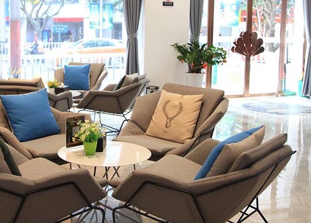 桂林自體真皮填充眼窩排行前十位的大型美容醫(yī)院名單詳解！桂林星范整形強(qiáng)勢(shì)推薦~