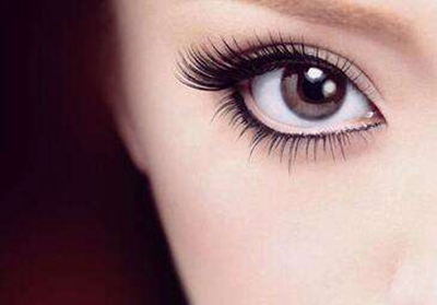 成都藝星醫(yī)療美容醫(yī)院雙眼皮修復(fù)效果