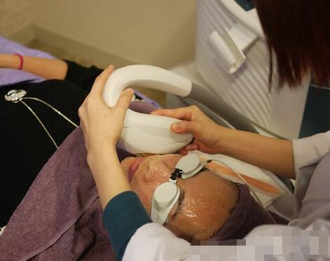 北京悅秀醫(yī)療整形專家楊勇山做激光去黃褐斑效果怎么樣？真實案例展示