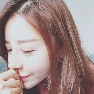 硅膠隆鼻第20天