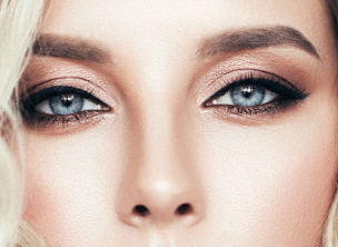 信陽(yáng)東方藝整形美容醫(yī)院激光去黑眼圈