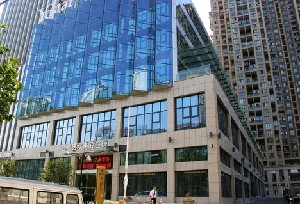 成都藝星整形醫(yī)院假體隆鼻有哪些后遺癥？術(shù)后如何護理？