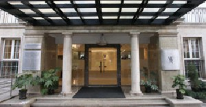 上海臻景整形自體軟骨隆鼻有哪些優(yōu)勢？適應(yīng)人群？