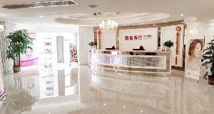 深圳薇姿整形假體隆鼻手術(shù)有何優(yōu)勢(shì)？有哪些風(fēng)險(xiǎn)？