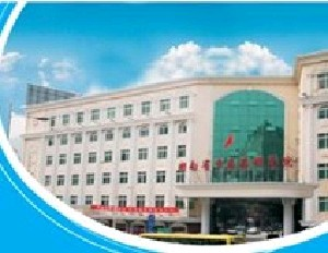 無錫揚(yáng)名醫(yī)院假體隆鼻對(duì)身體有害嗎？是否適宜所有人？