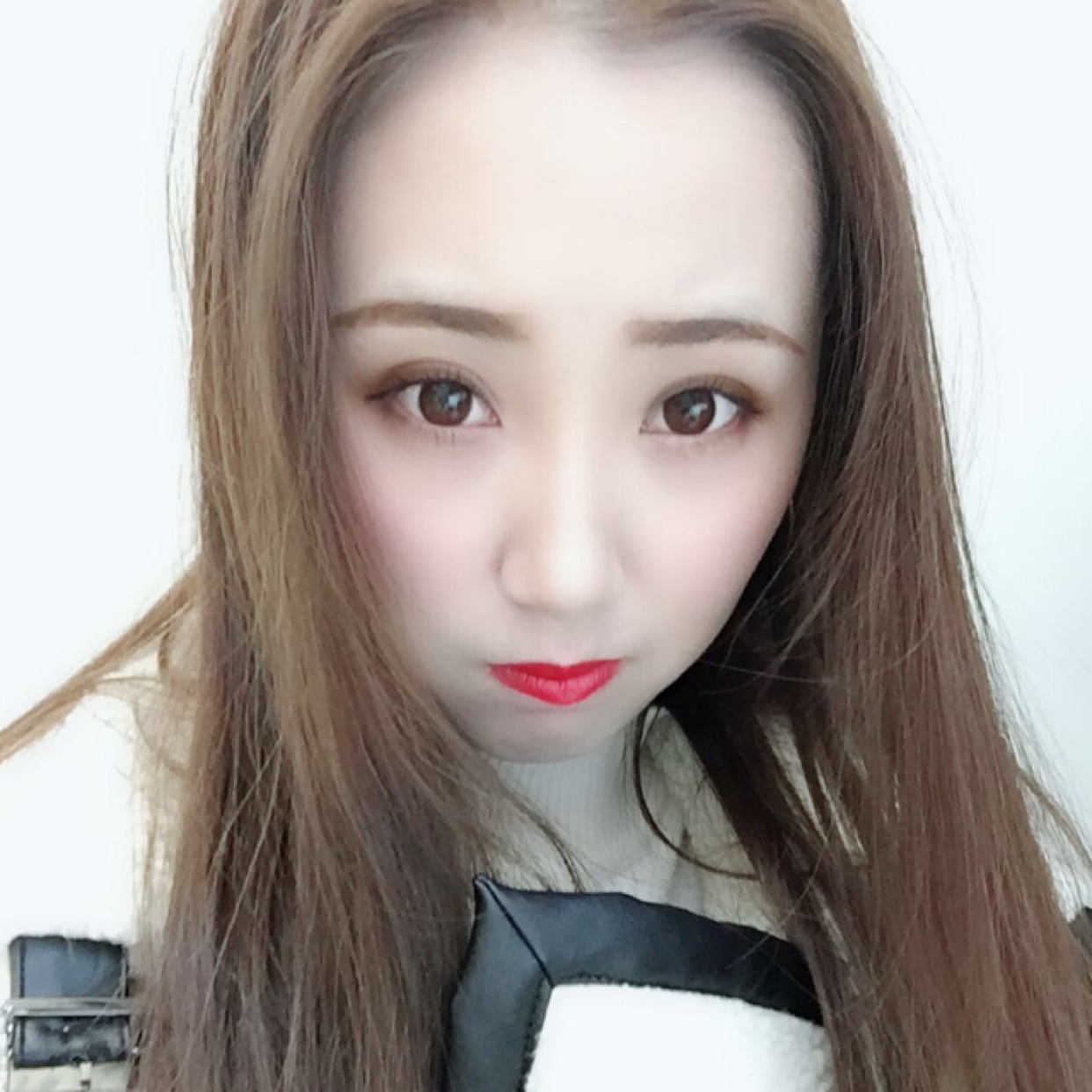 貴陽藝齡醫(yī)療美容門診部醫(yī)生李章做隆鼻手術(shù)怎么樣？附案例效果對比圖