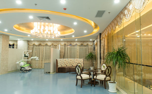 重慶威妮醫(yī)療美容診所.jpg