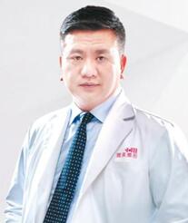 長沙雅美醫(yī)療美容醫(yī)院肖征剛醫(yī)生