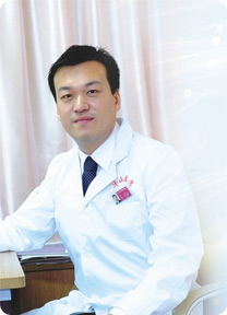 武漢博愛醫(yī)院整形美容中心盛飛醫(yī)生