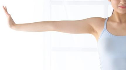 手臂吸脂風險大嗎？術后需要些注意什么？